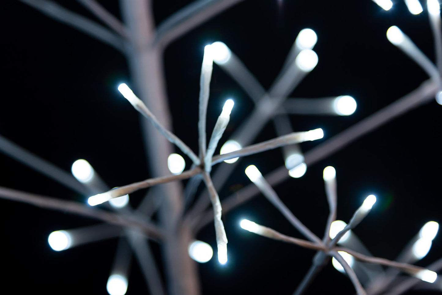 5 Feet Pre-Lit Christmas Twig Tree - 186 LED Lights, Metal Frame