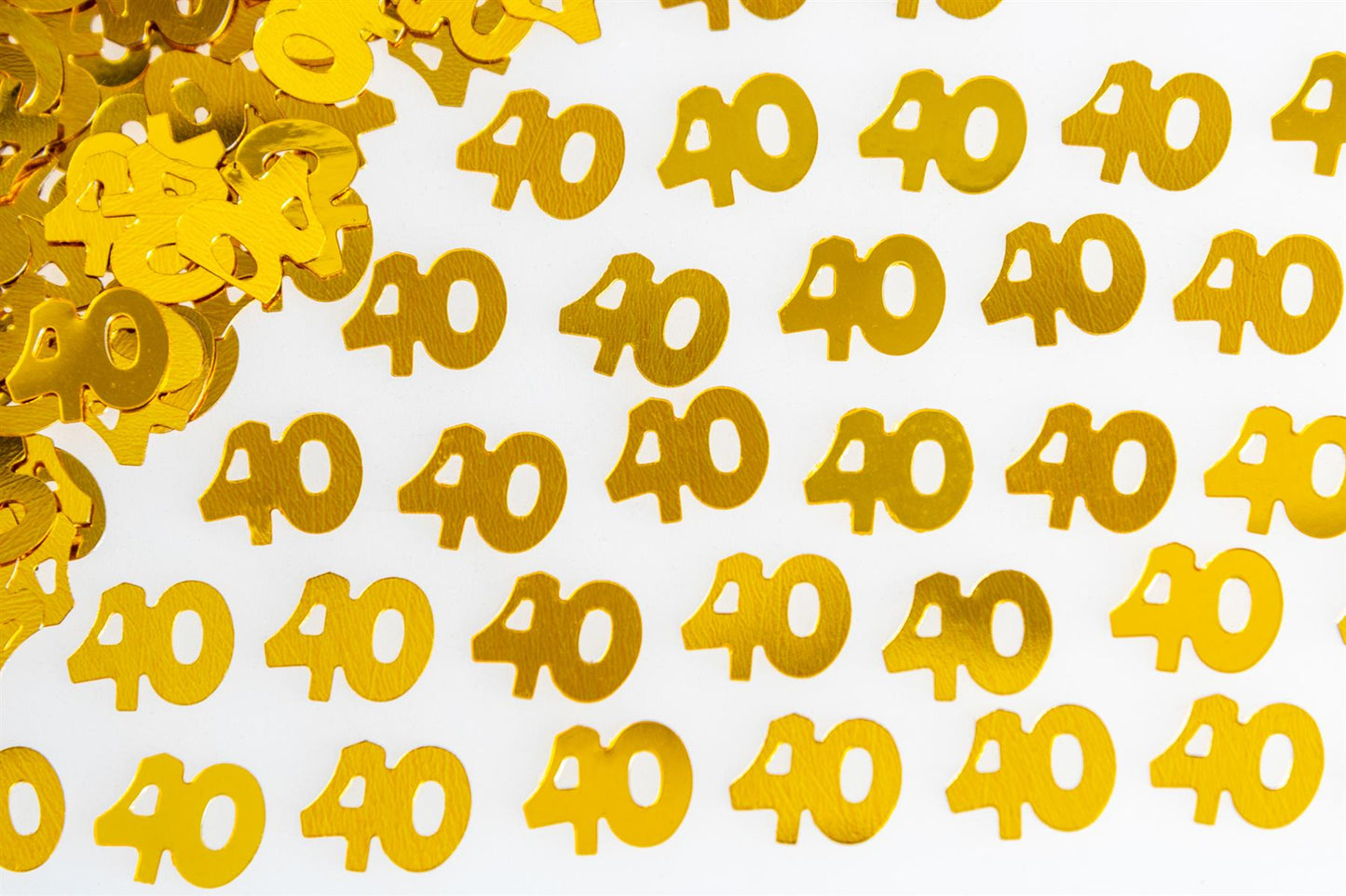2 packs 40th Gold Confetti