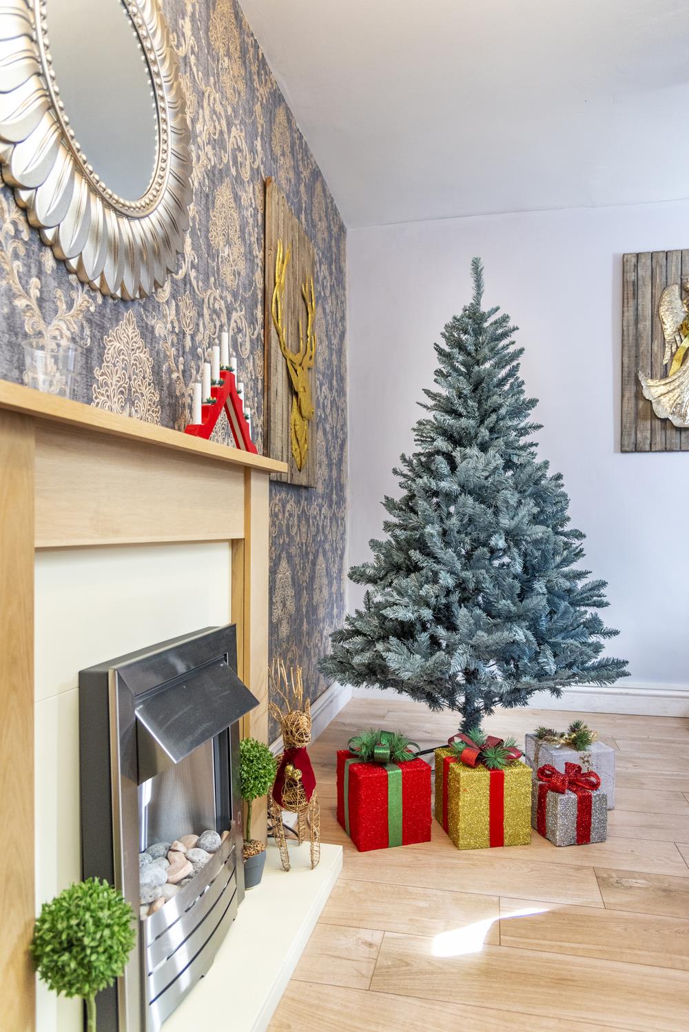 7Ft Imperial Pine Frosty Green Christmas Tree