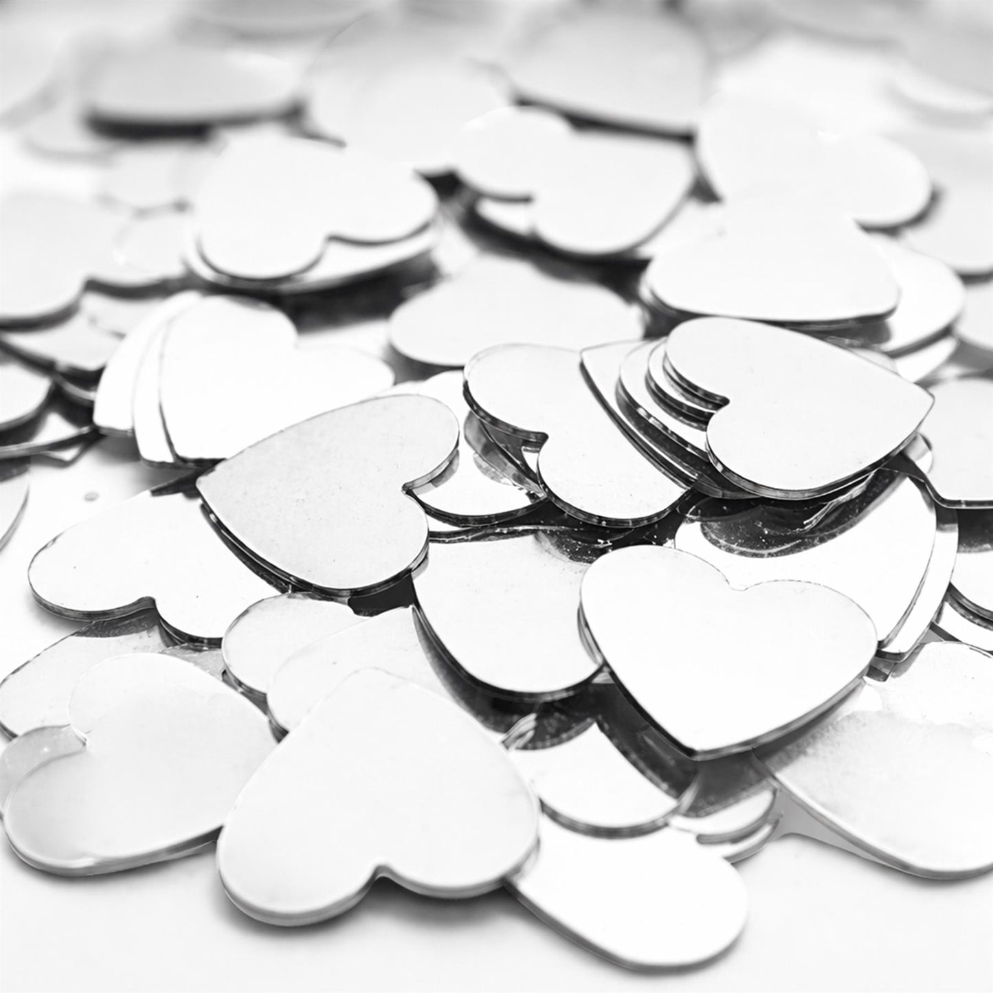 14g Silver Heart Shape Confetti