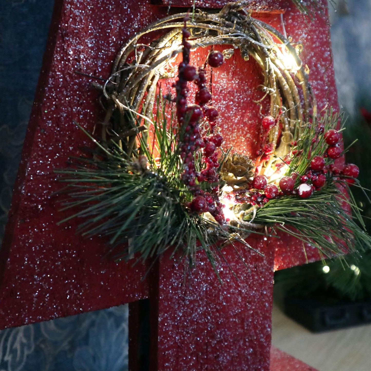 Red Wooden Tree with Bulbs - 25x10x80cm