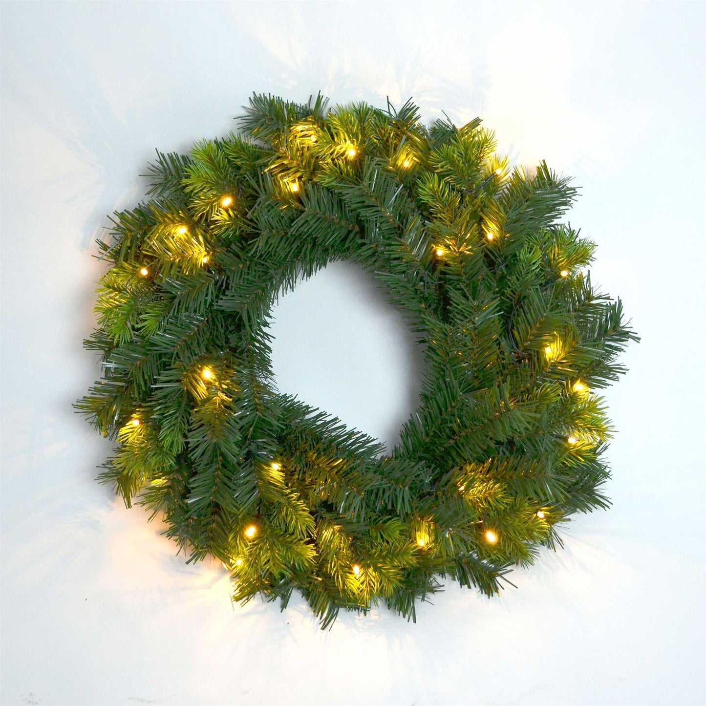 Shatchi 55cm Christmas Wreath Pre-Lit with 5 Tips