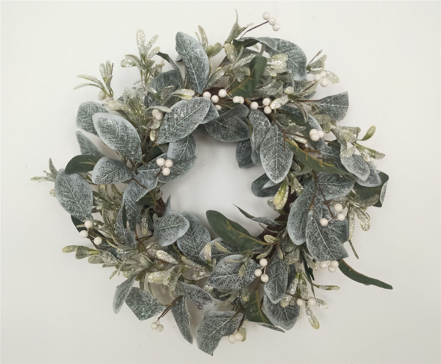 Snowy Glitter Leaf Wreath