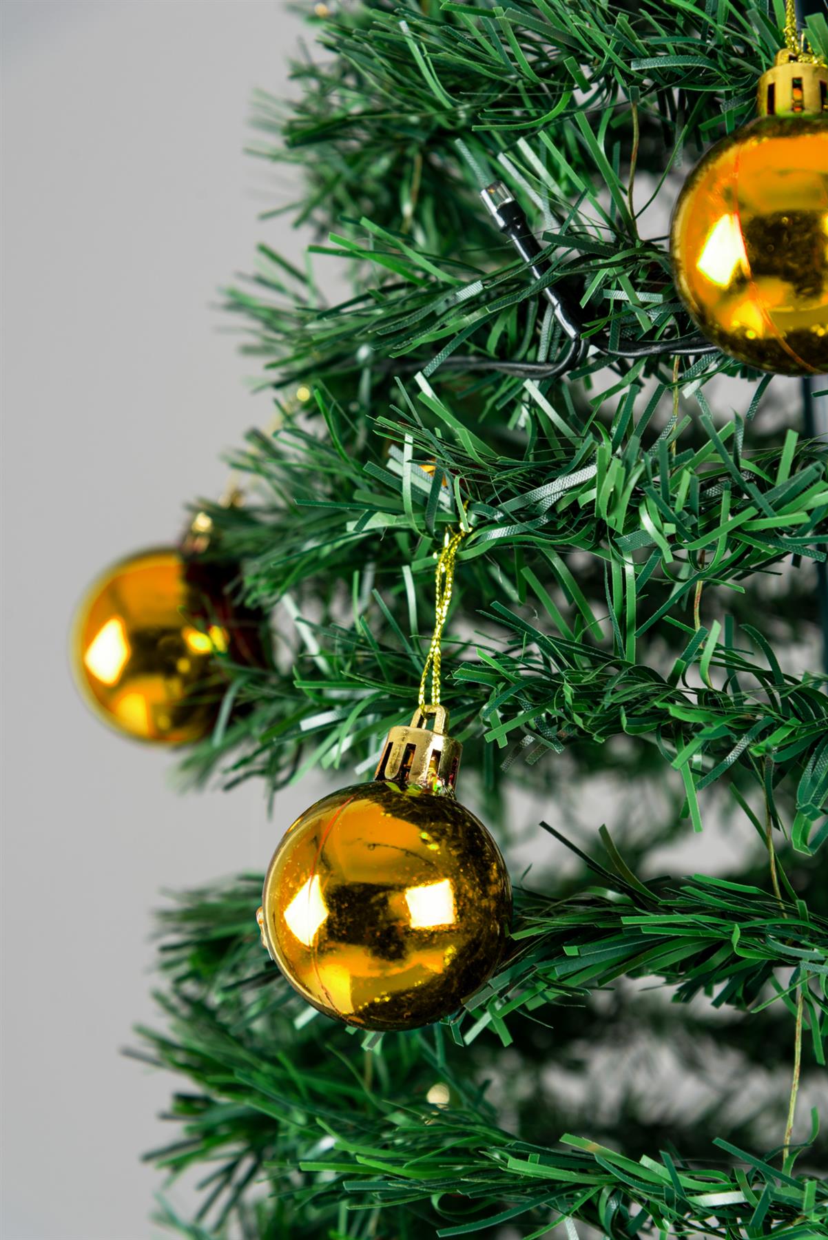 6ft (180cm) Prelit Gold Baubles Decorated Pop Up Tree