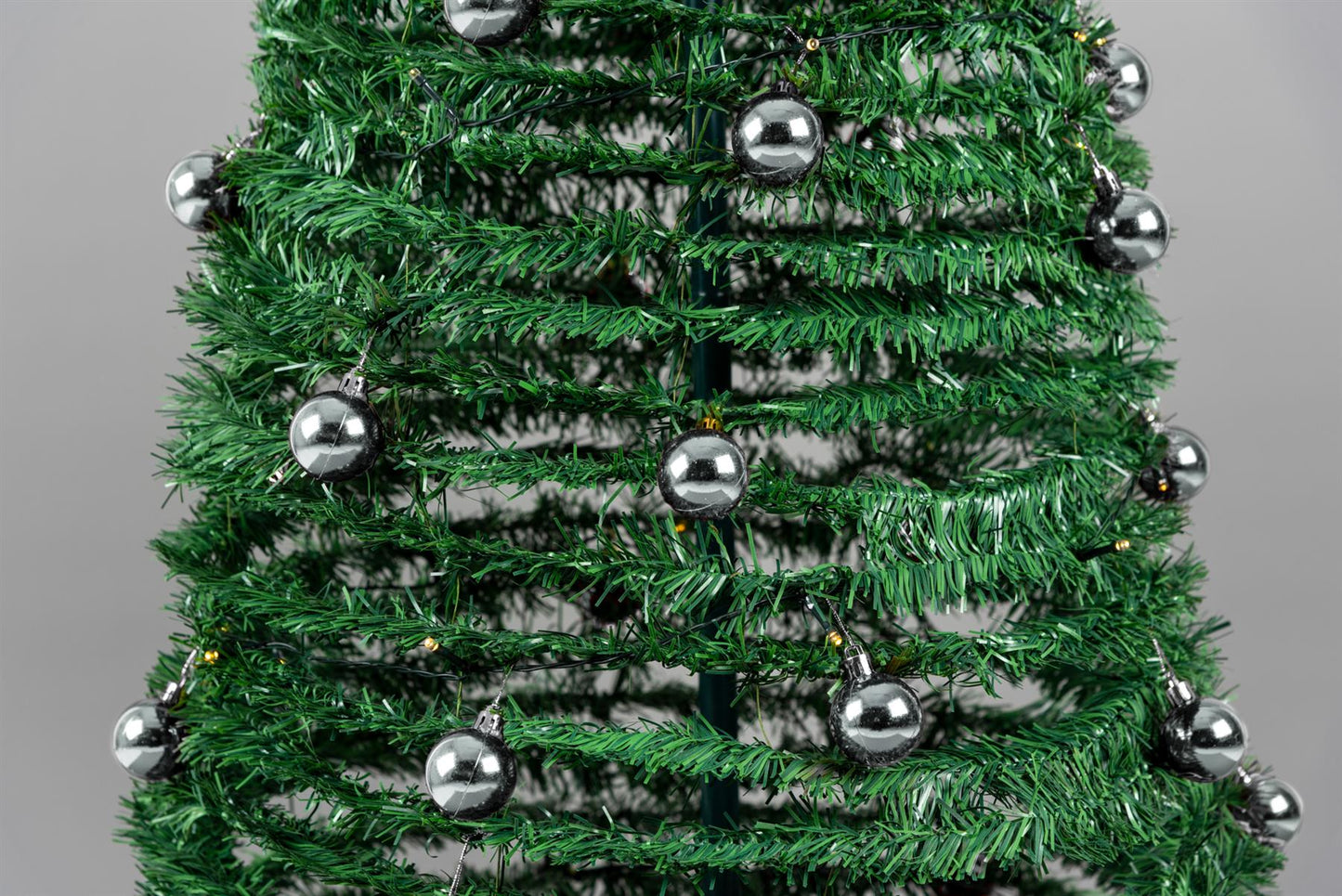 5ft Pre-lit Silver Baubles Tree