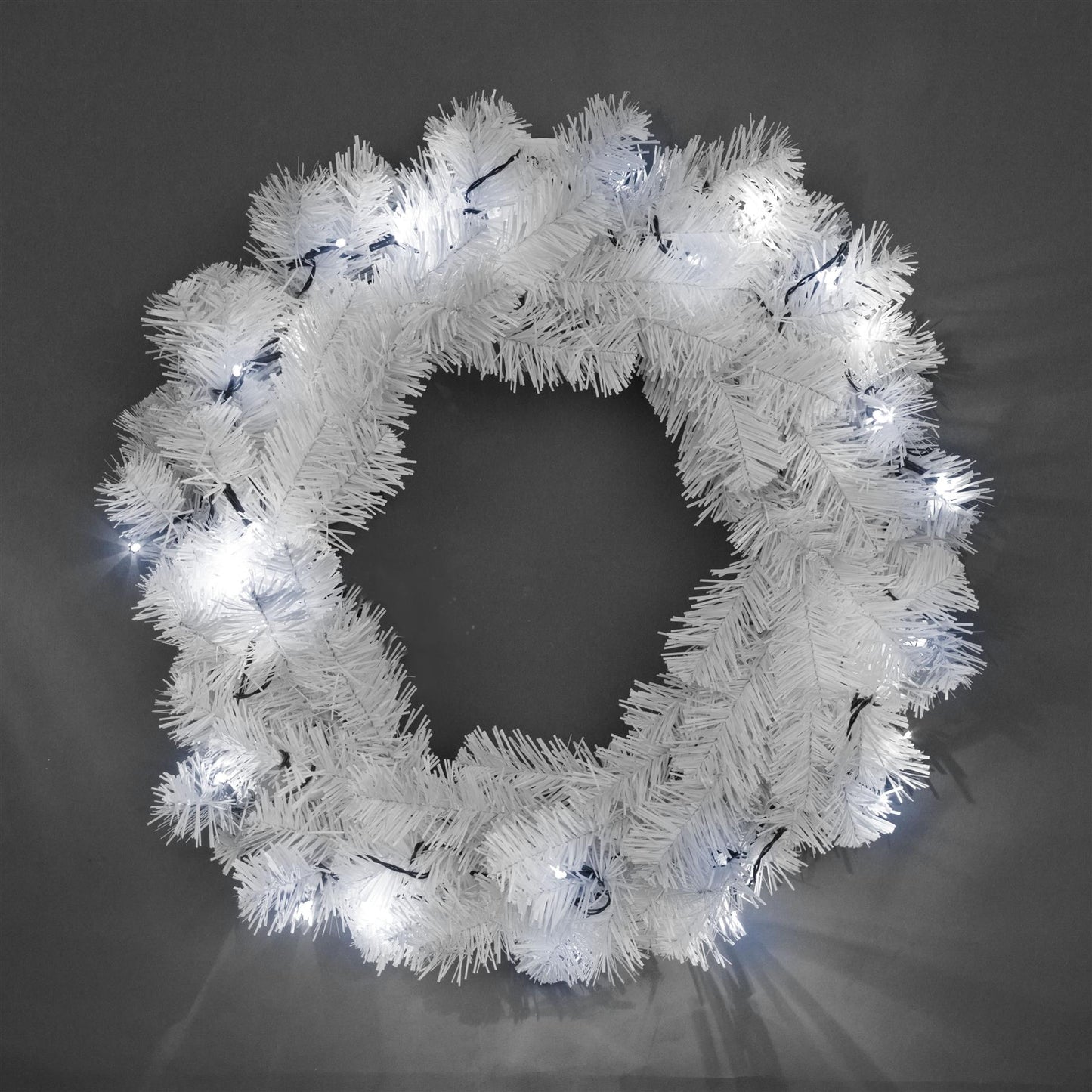 55cm White Wreath with Warm White LEDs