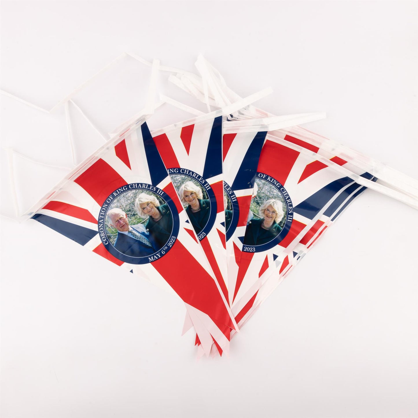 Charles & Camilla Bunting (10m, 24 Flags)