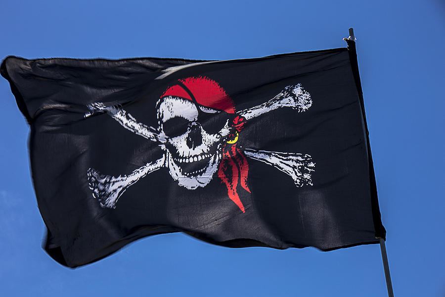 Jolly Roger Pirate Red Scarf Flag - 5x3ft