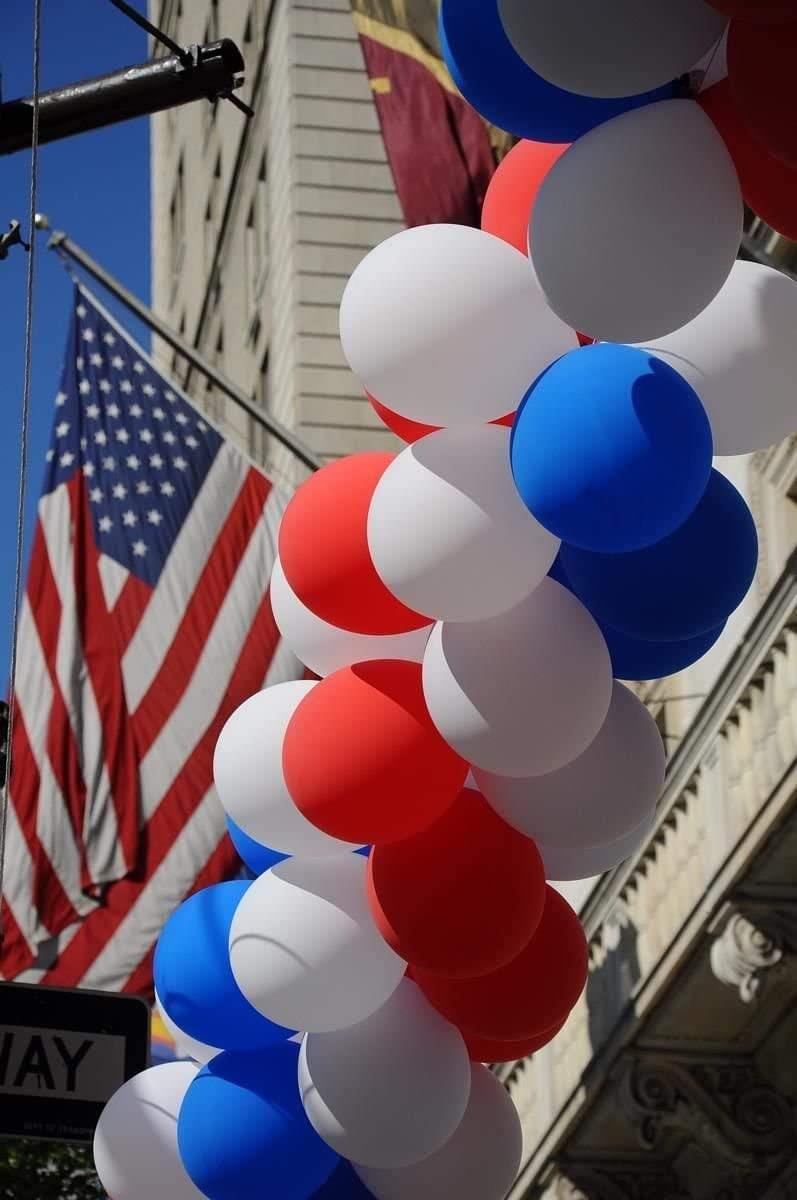 10 Red, White, and Blue Latex Balloons (12")