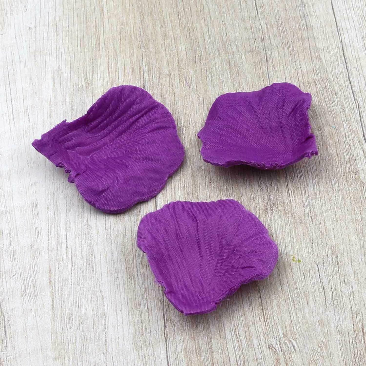 1000 Hot Dark Purple Rose Petals