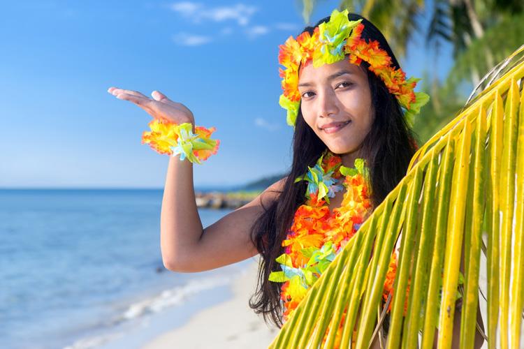 4 pcs Hawaiian Flower Lei Necklace