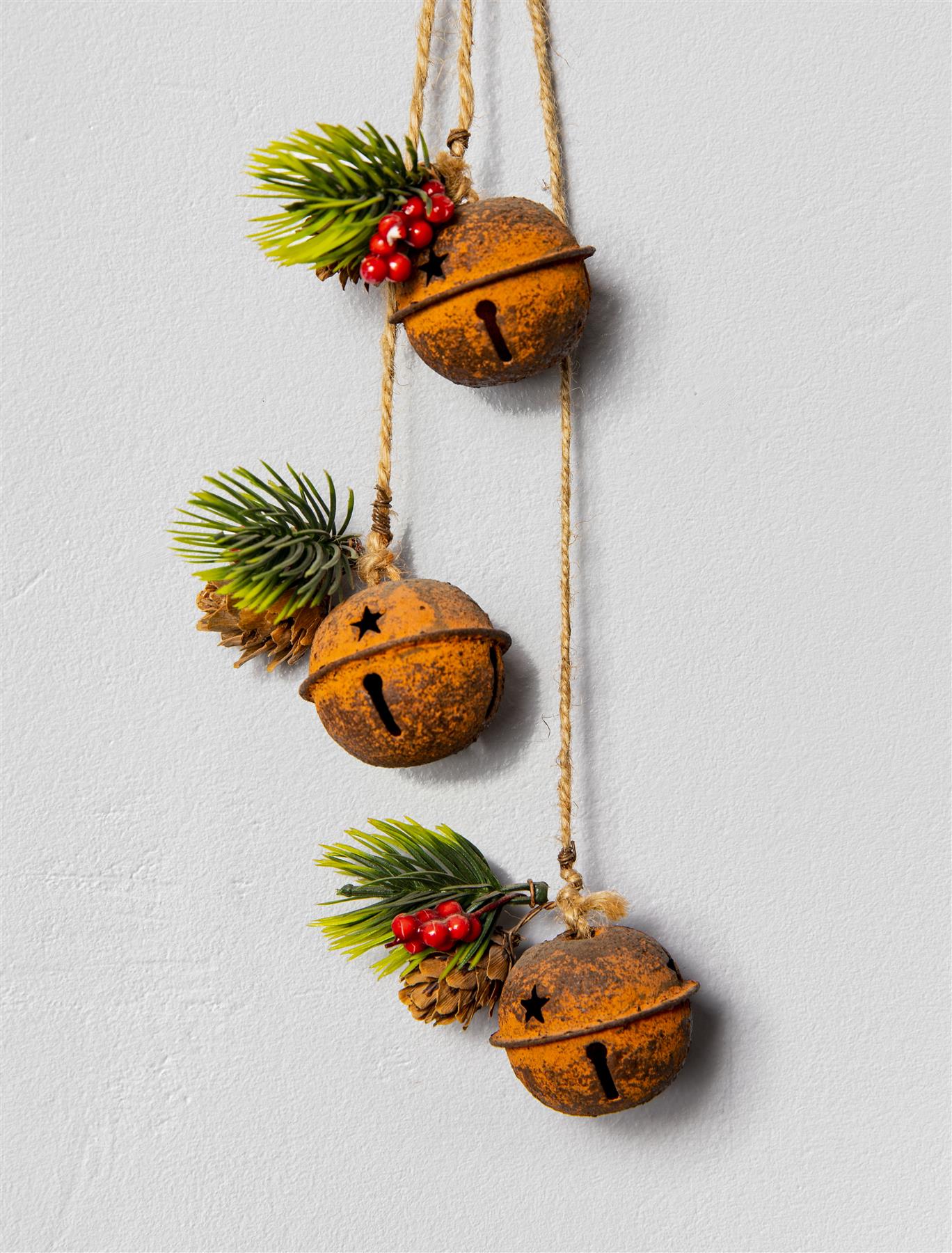 Hanging Decorations with Rusty Bells, 46cm