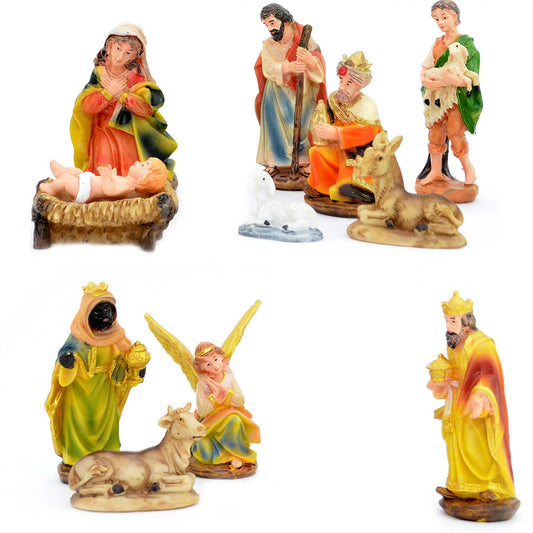 Christmas Nativity Figures with House Frame