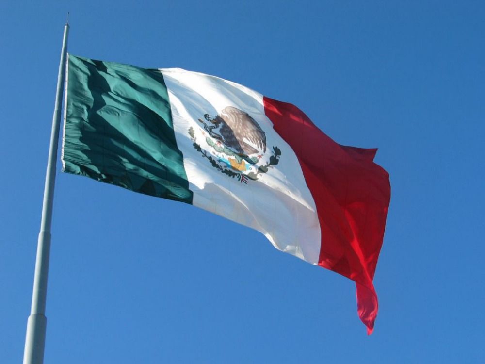 Mexico Flag 5x3ft With Eyelets