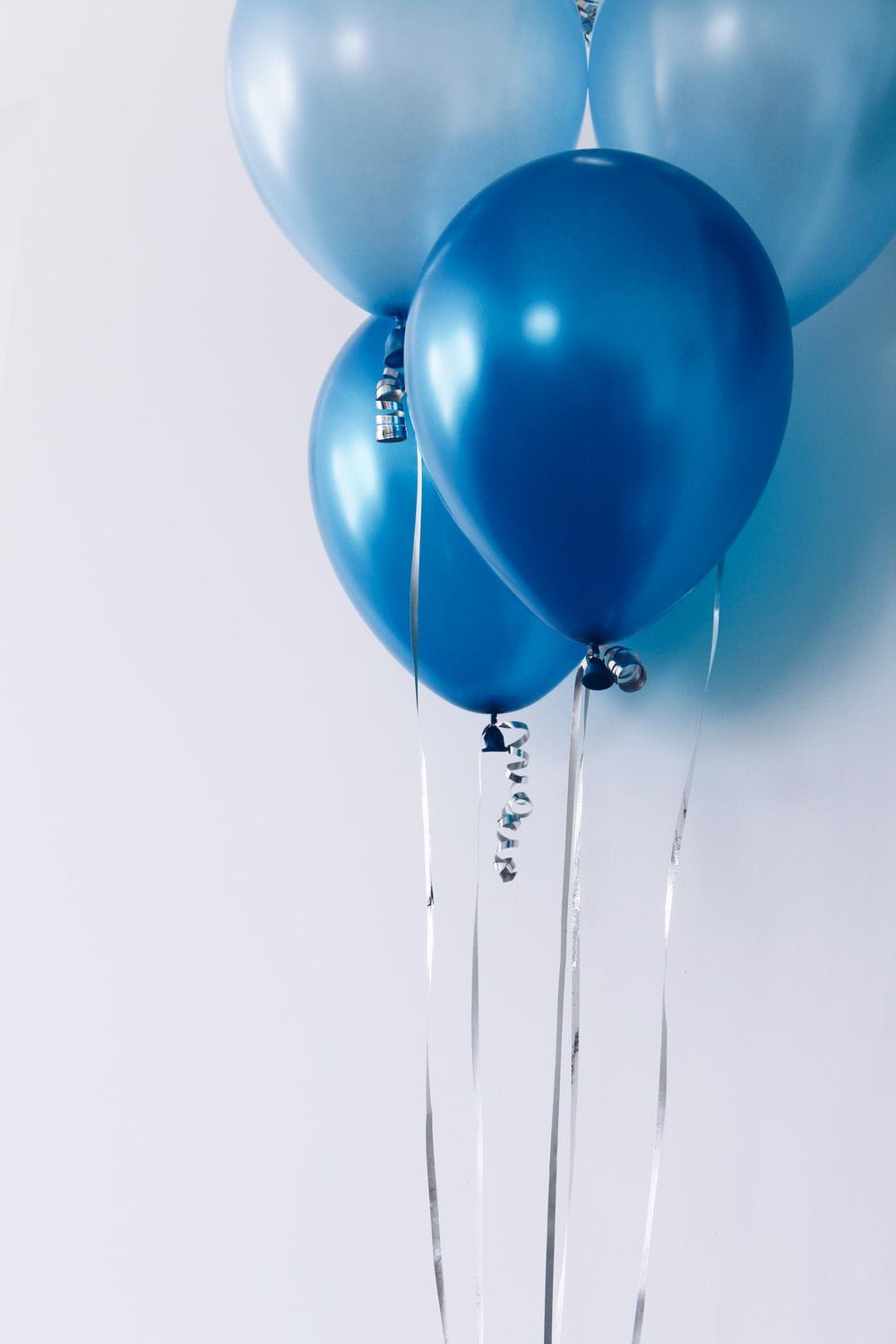 10 Blue Latex Balloons (12")