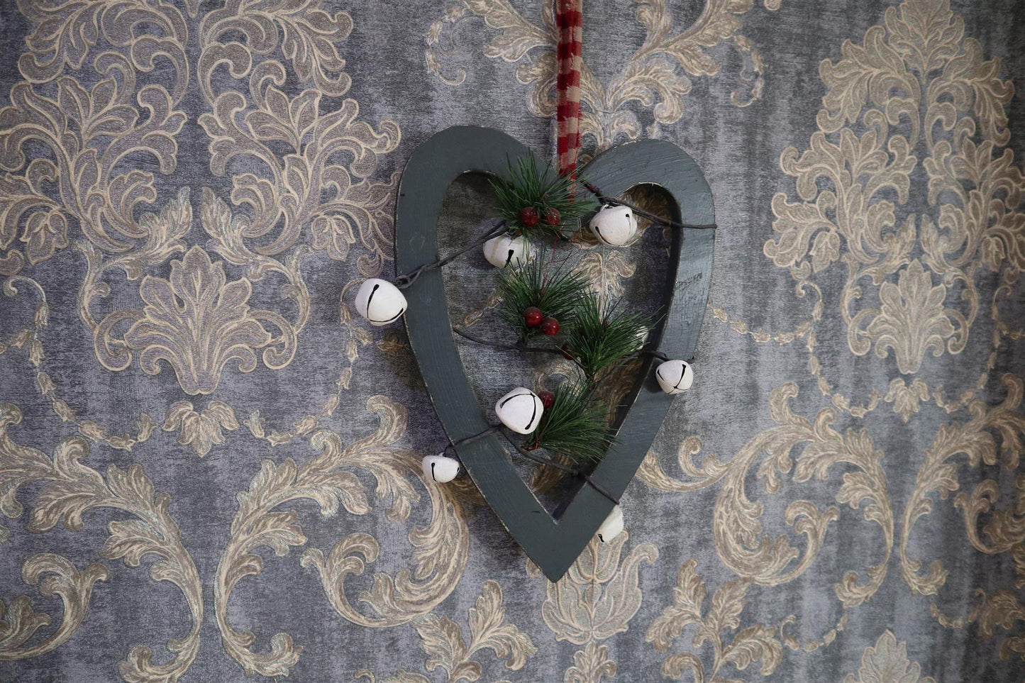 23cm Green Heart Decorations