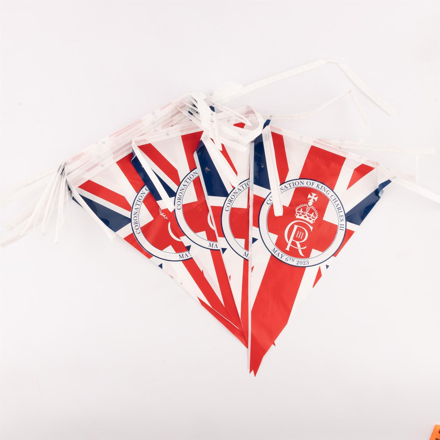 Charles & Camilla Bunting (10m, 24 Flags)