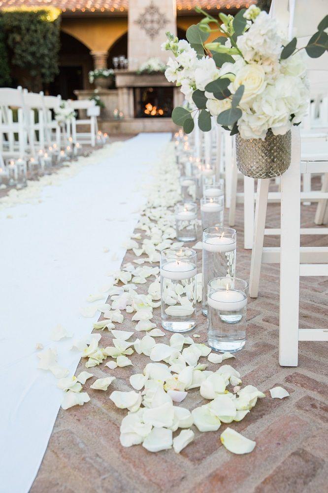 1000 Ivory Rose Petals