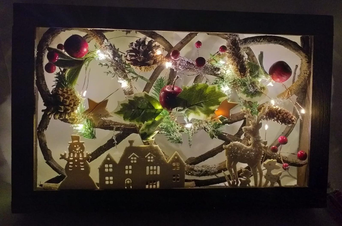 40x25cm Wooden Frame with LEDs