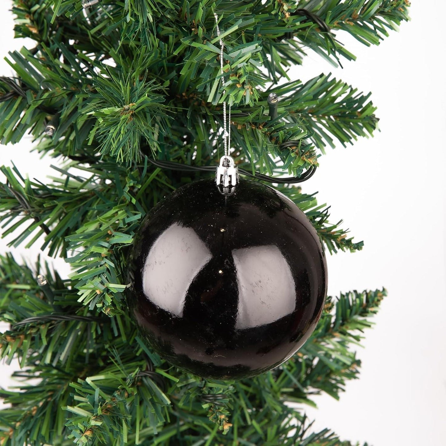 3 Black Baubles (10cm)