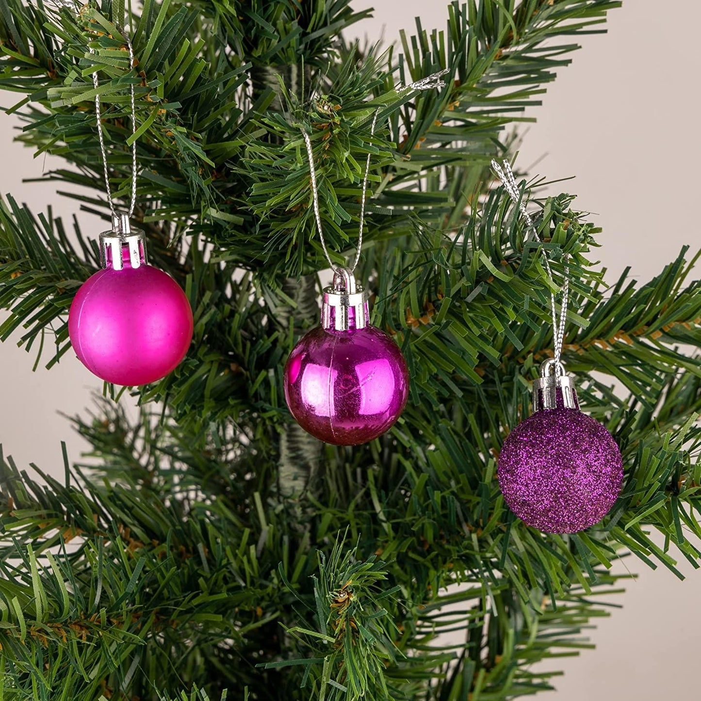 Purple Baubles (3cm, 12 pcs)