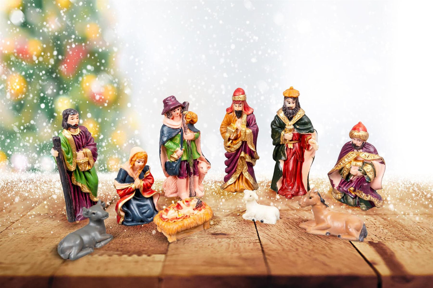 Nativity Figures with House Frame